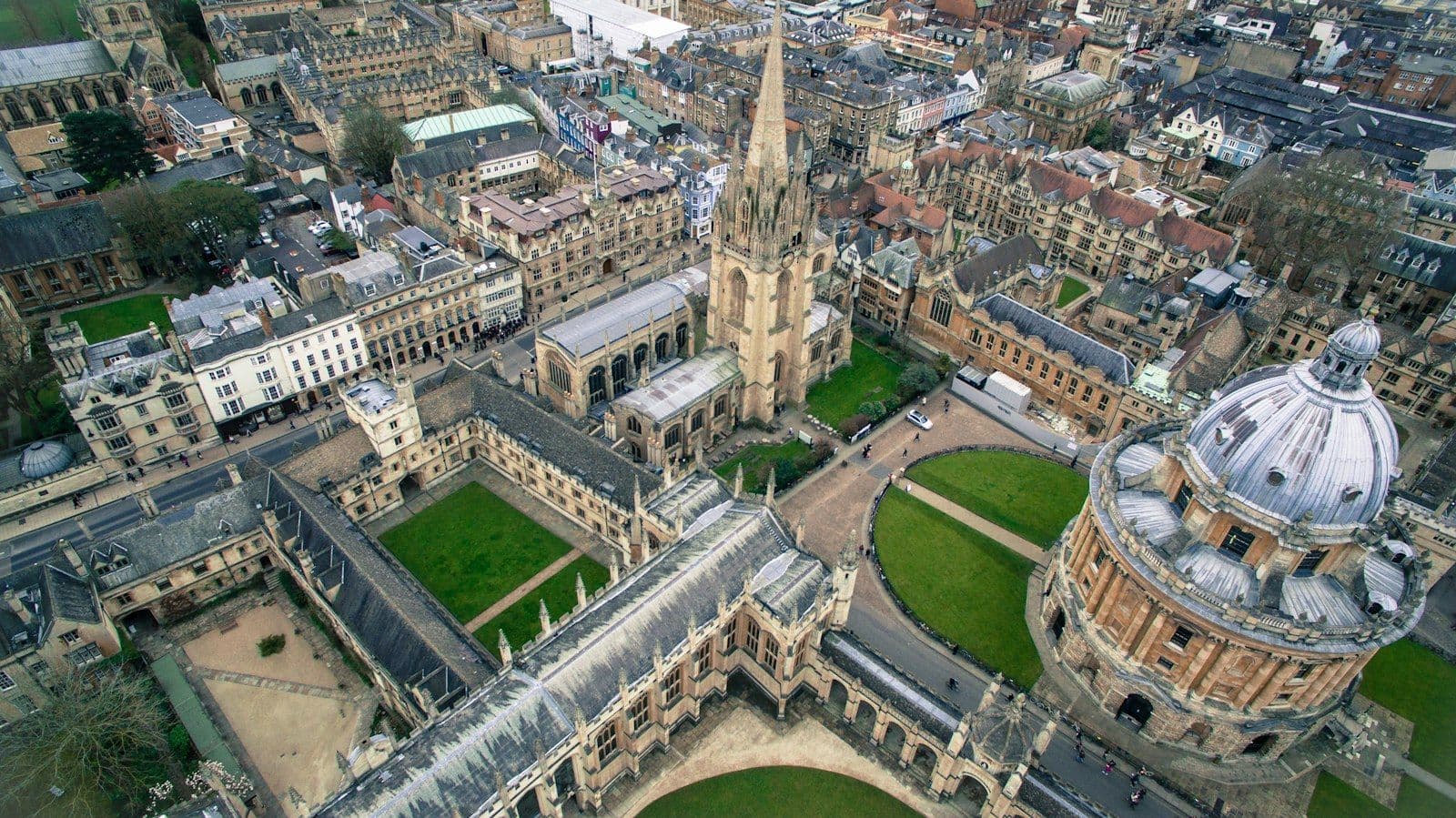 Best Private Schools in Oxfordshire: A Level Results Ranked